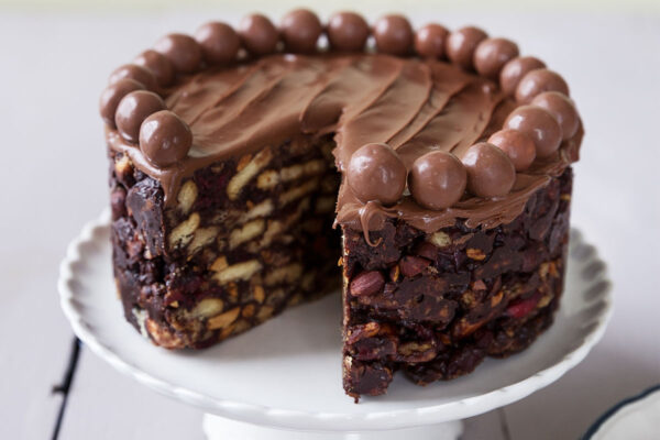 Biscuits Chocolate Cake 2lbs (SGTP-017)