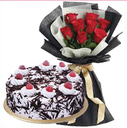 Black Forest Cake 2lbs + Roses Bouquet