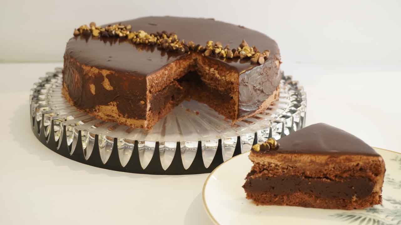 Chocolate Crunch Cake 2lbs (SGTP-015)
