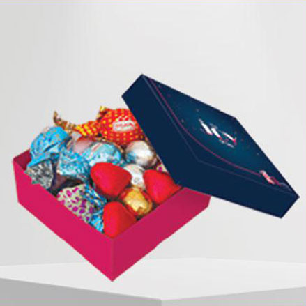 Meethaas Ka Intikhab — 250 gm Imported Mix Chocolate Box