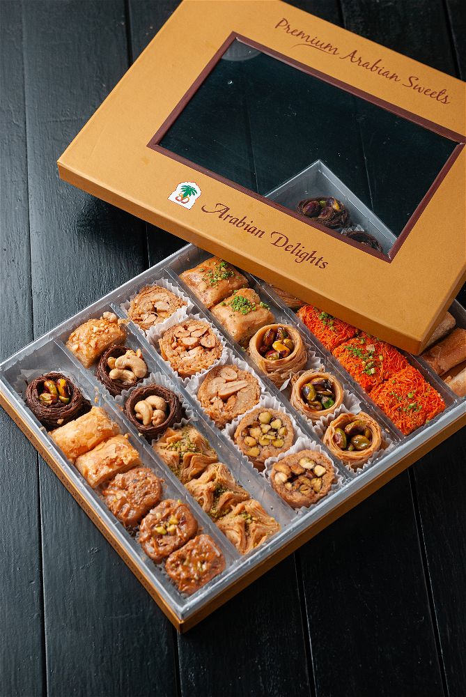 Arabian Delight Special 1 kg — Meetha Sa Safar