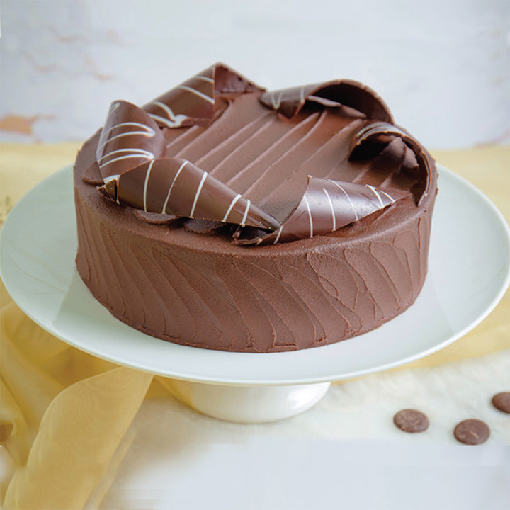 🖤 2 LBS Dark Chocolate Cake